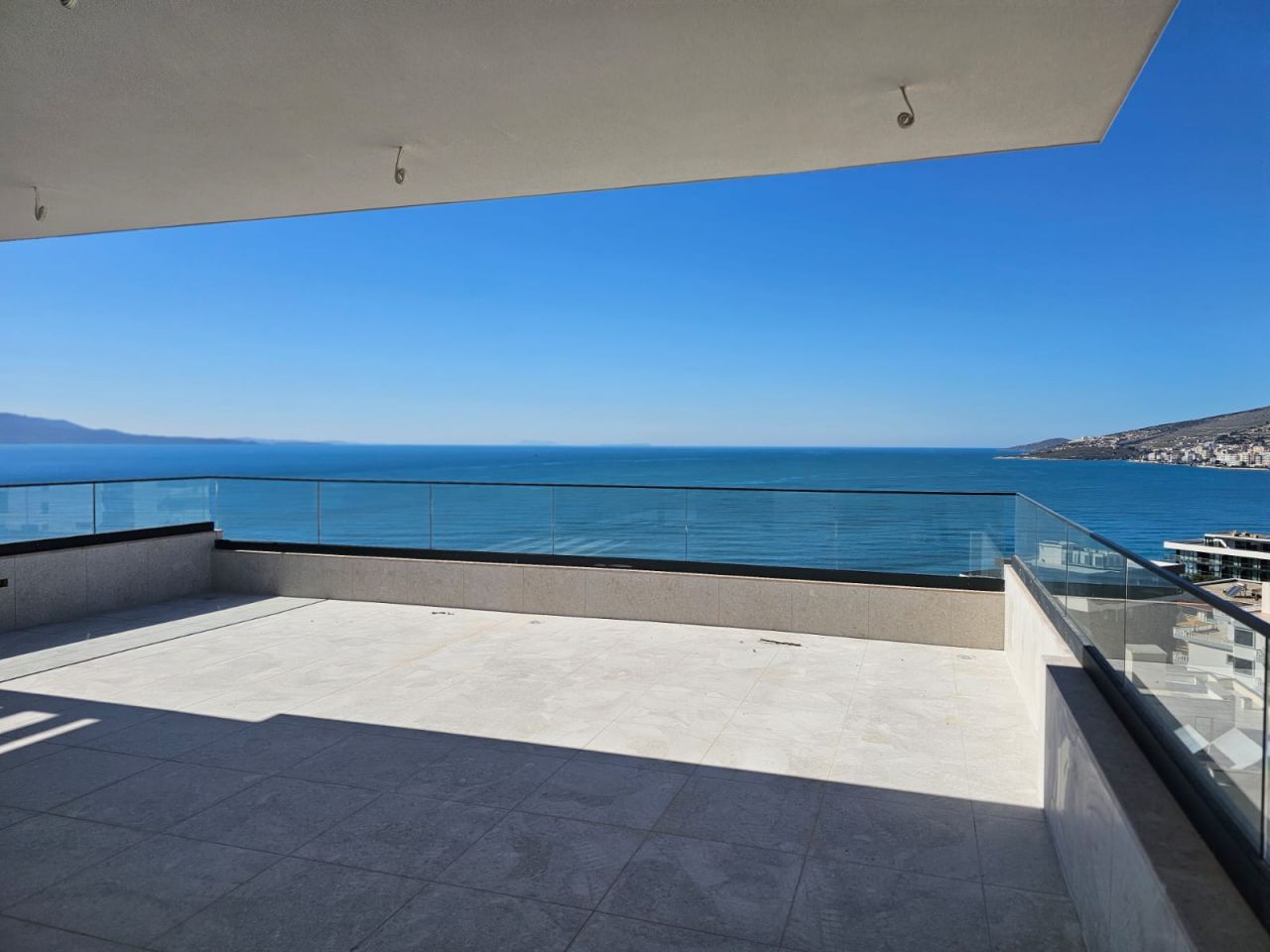Wonderful Sea View Penthouse For Sale 